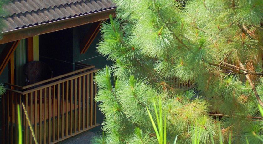Puteri Gunung Hotel Lembang Exterior photo
